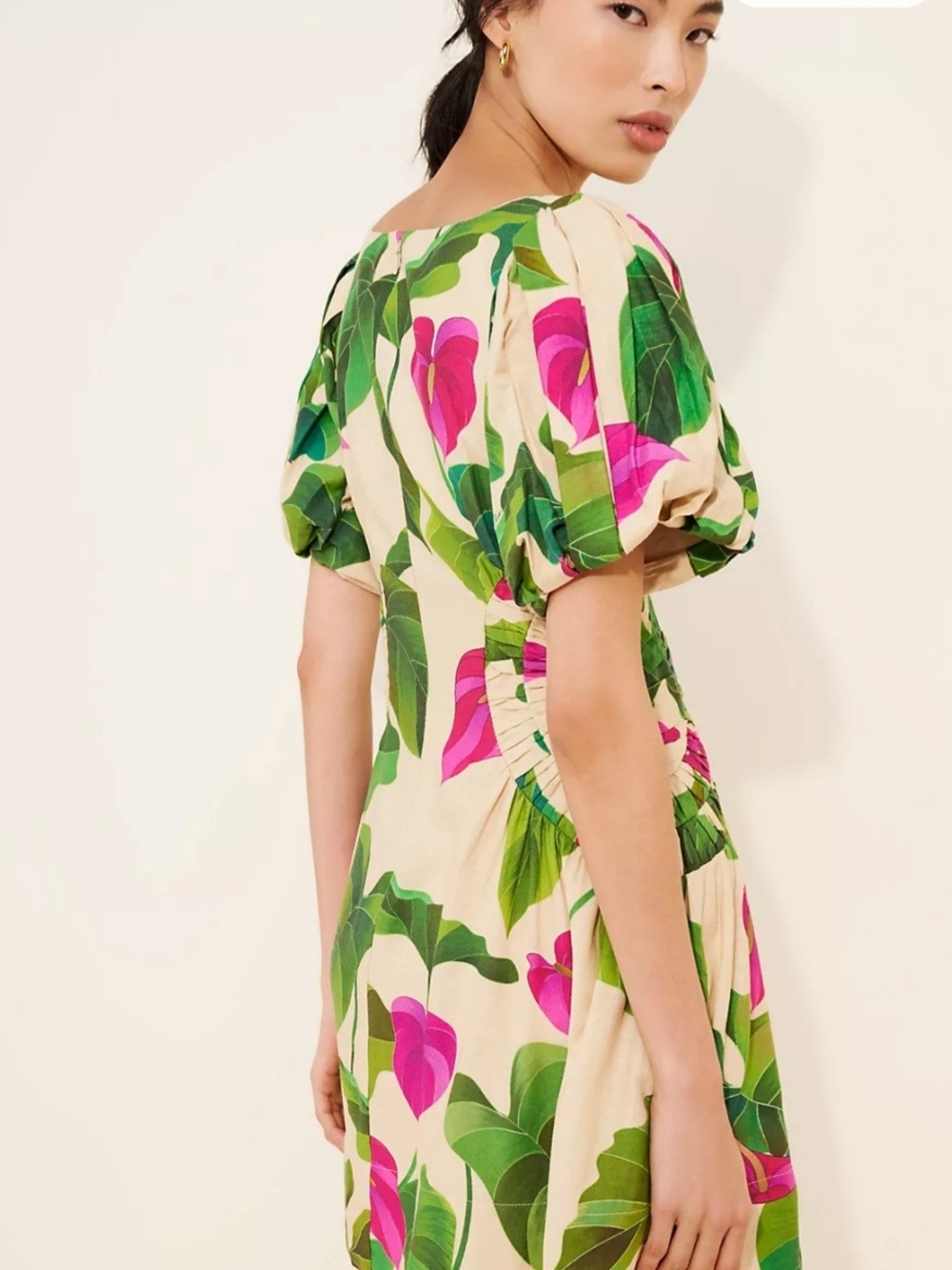 FARMRIO Square-Neck Floral Puff-Sleeve Mini Dress in Pink & Green - Picture 3 of 8